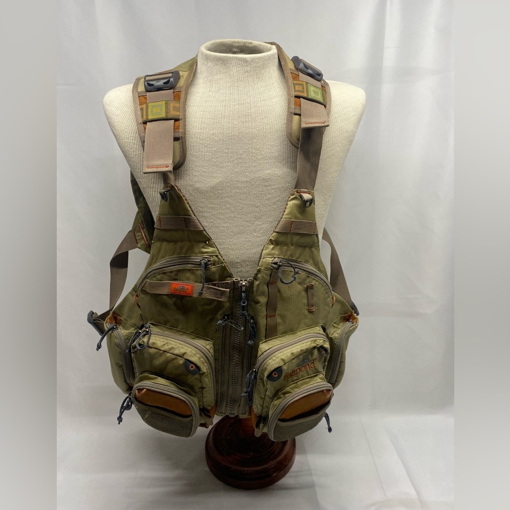 fishpond fly fishing vest